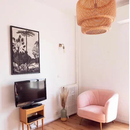 דירה Charming Center Les Pins - Perfect Location ז'ואן-לה-פינס
